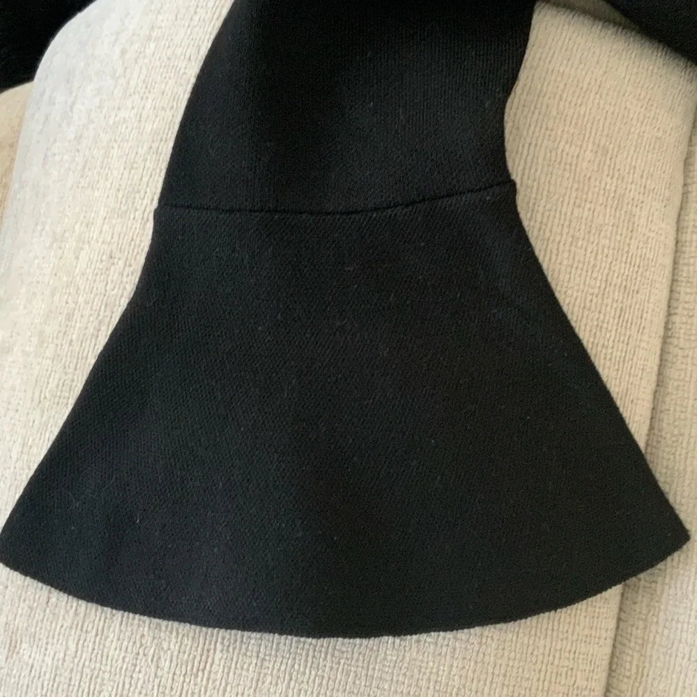 London Times Black Knit Dress  White Pearl Accents Scalloped Neckline NWT Large - Picture 4 of 8